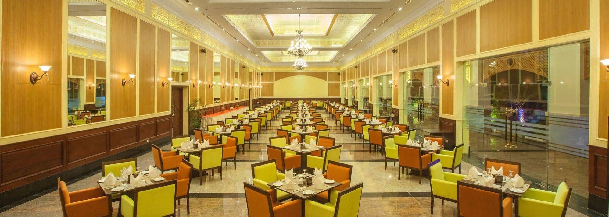 Naypyidaw Grand Amara Hotel מראה חיצוני תמונה