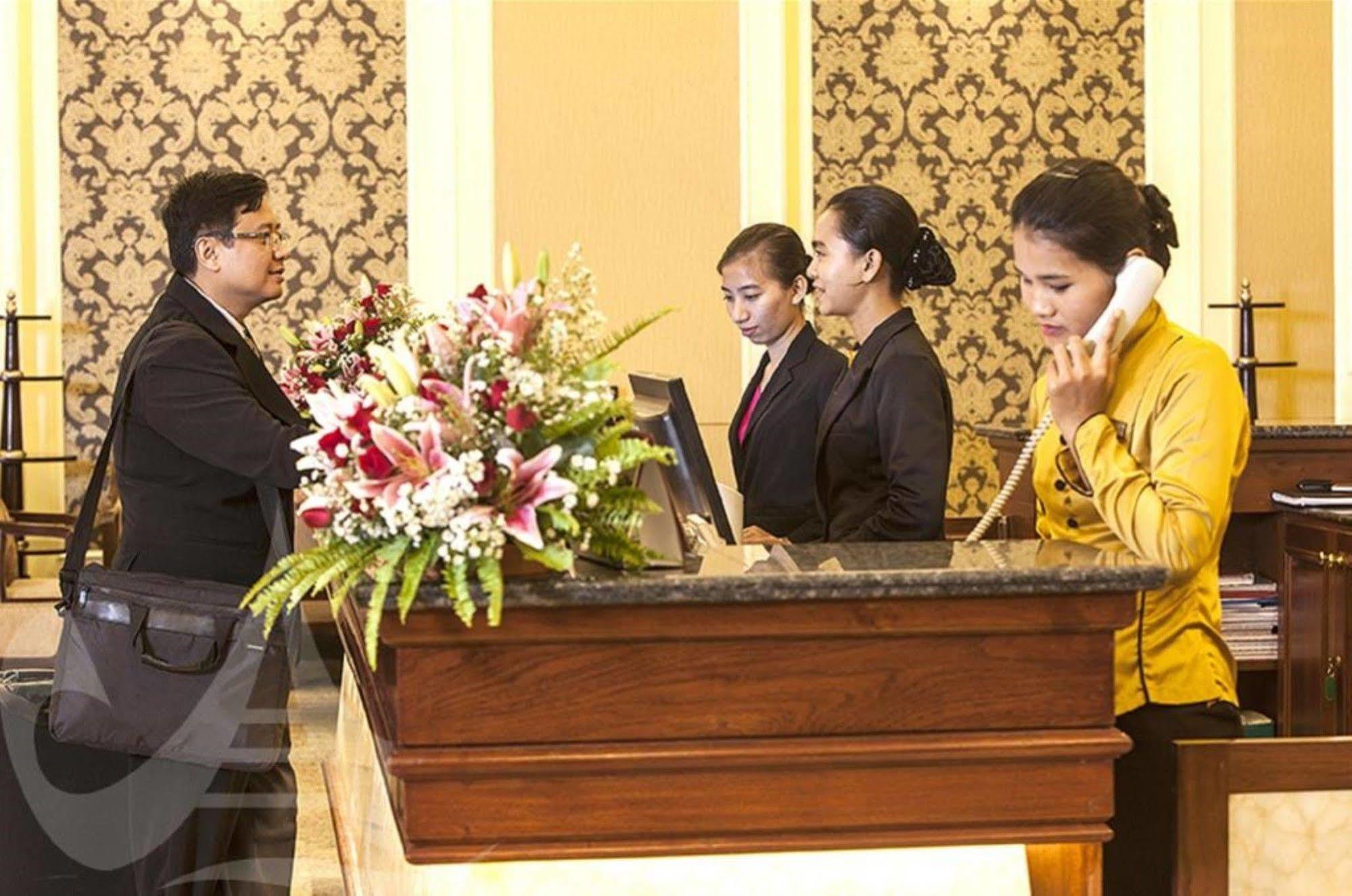 Naypyidaw Grand Amara Hotel מראה חיצוני תמונה